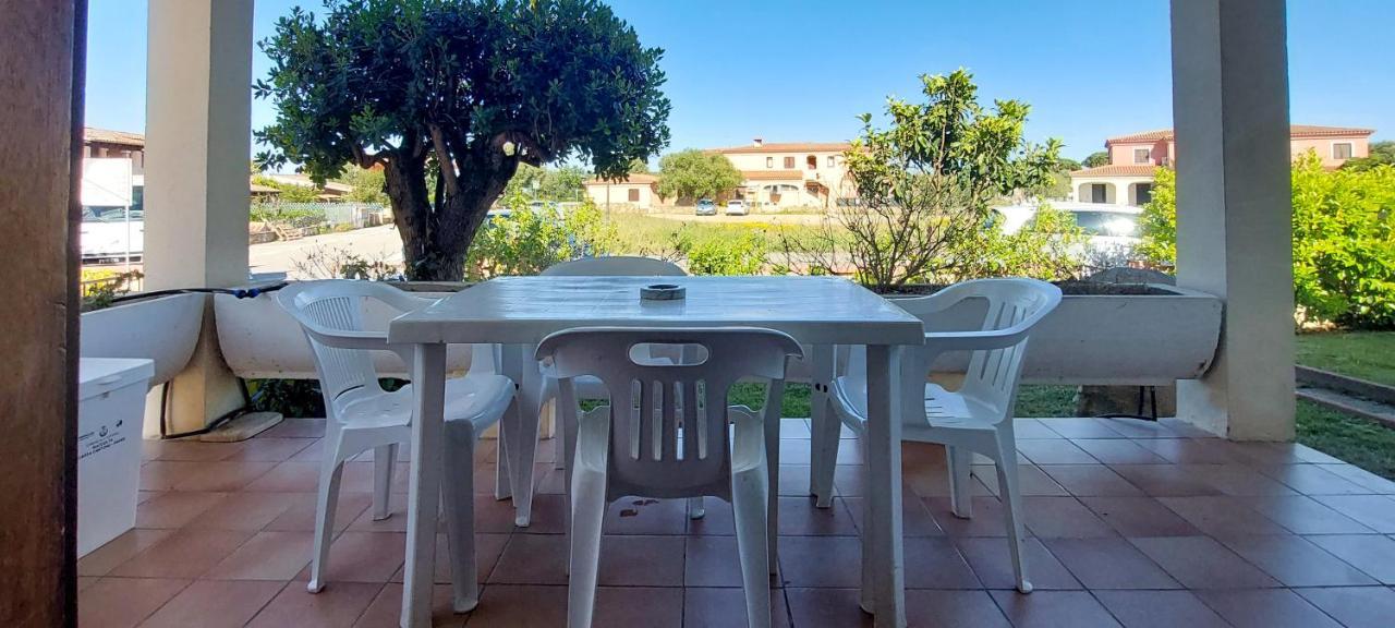 Centro Residenziale Le Canne San Teodoro  Exterior foto