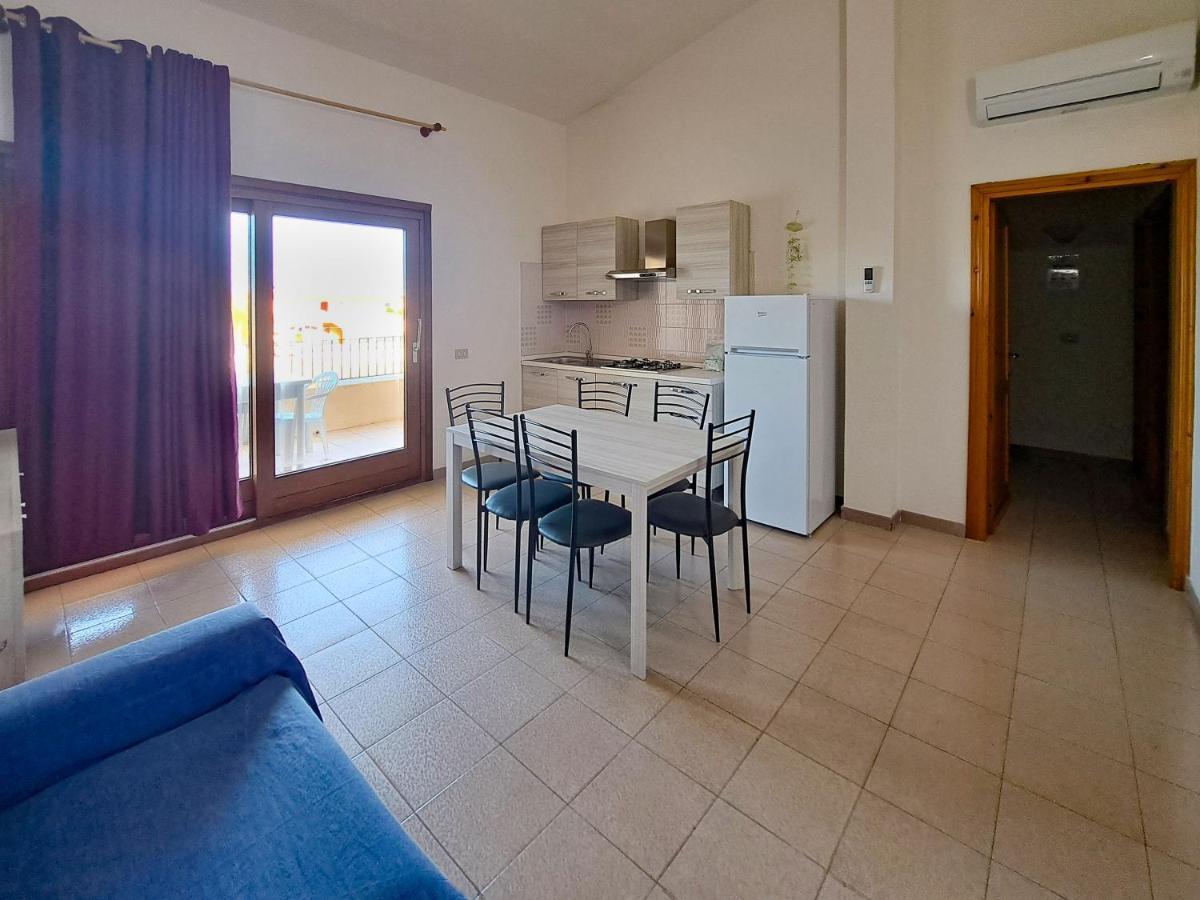 Centro Residenziale Le Canne San Teodoro  Exterior foto