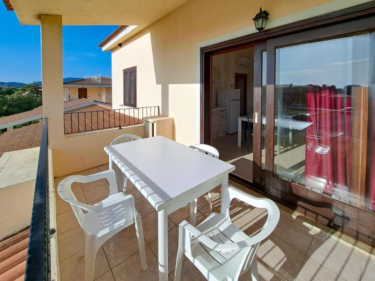 Centro Residenziale Le Canne San Teodoro  Exterior foto