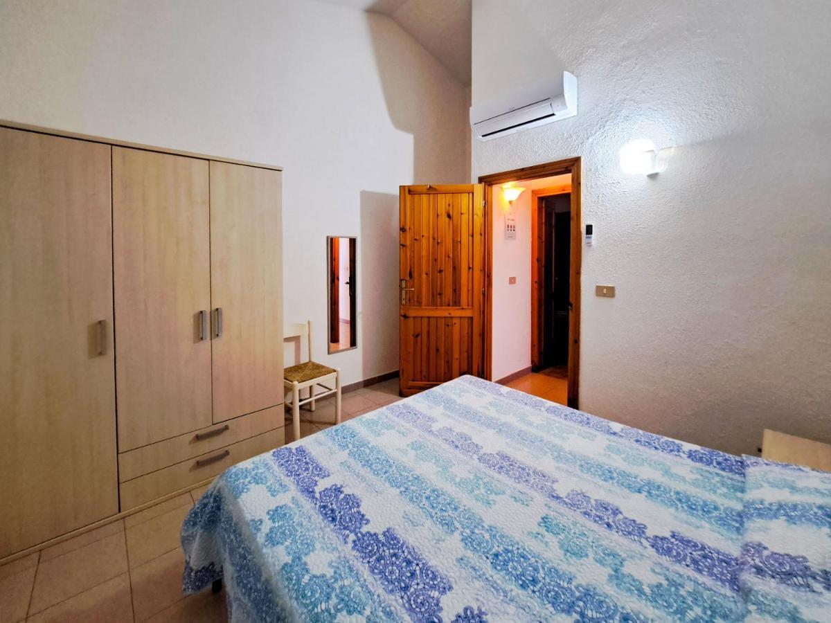 Centro Residenziale Le Canne San Teodoro  Exterior foto
