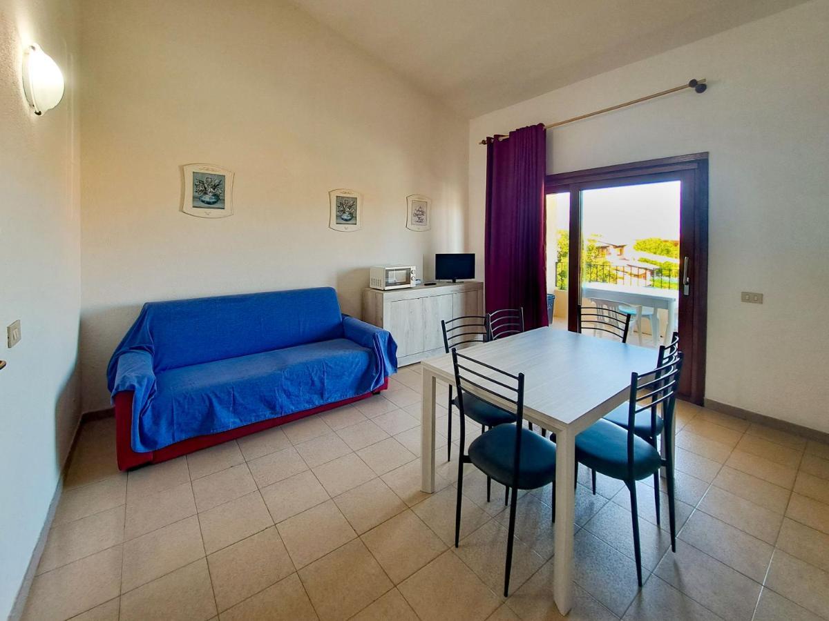 Centro Residenziale Le Canne San Teodoro  Exterior foto