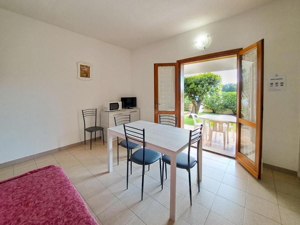 Centro Residenziale Le Canne San Teodoro  Exterior foto