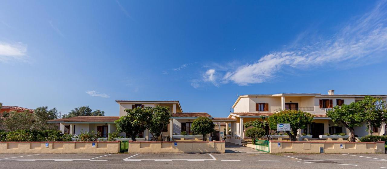 Centro Residenziale Le Canne San Teodoro  Exterior foto